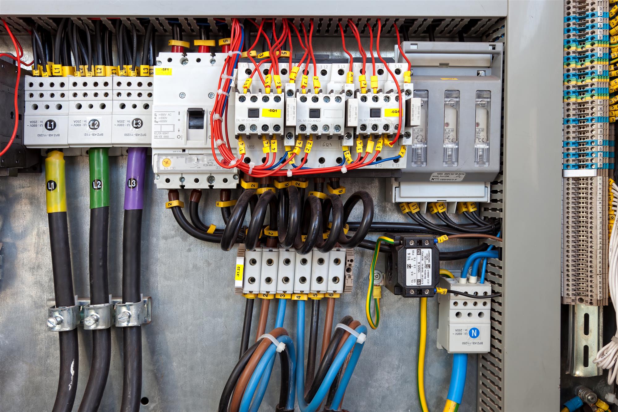 Menomonee Falls Machine Wiring Service