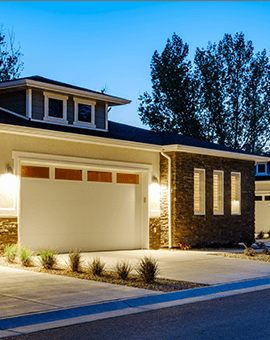 Outdoor lighting electrician for Wisconsin homes